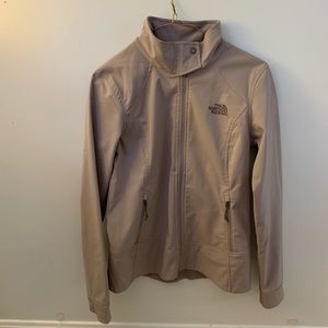 ⚪️north face shell⚪️